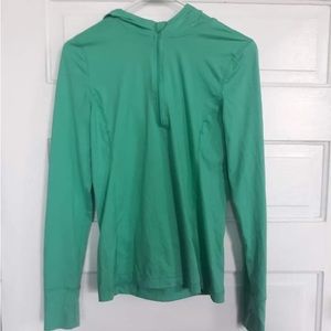 3/4 zip athletic top